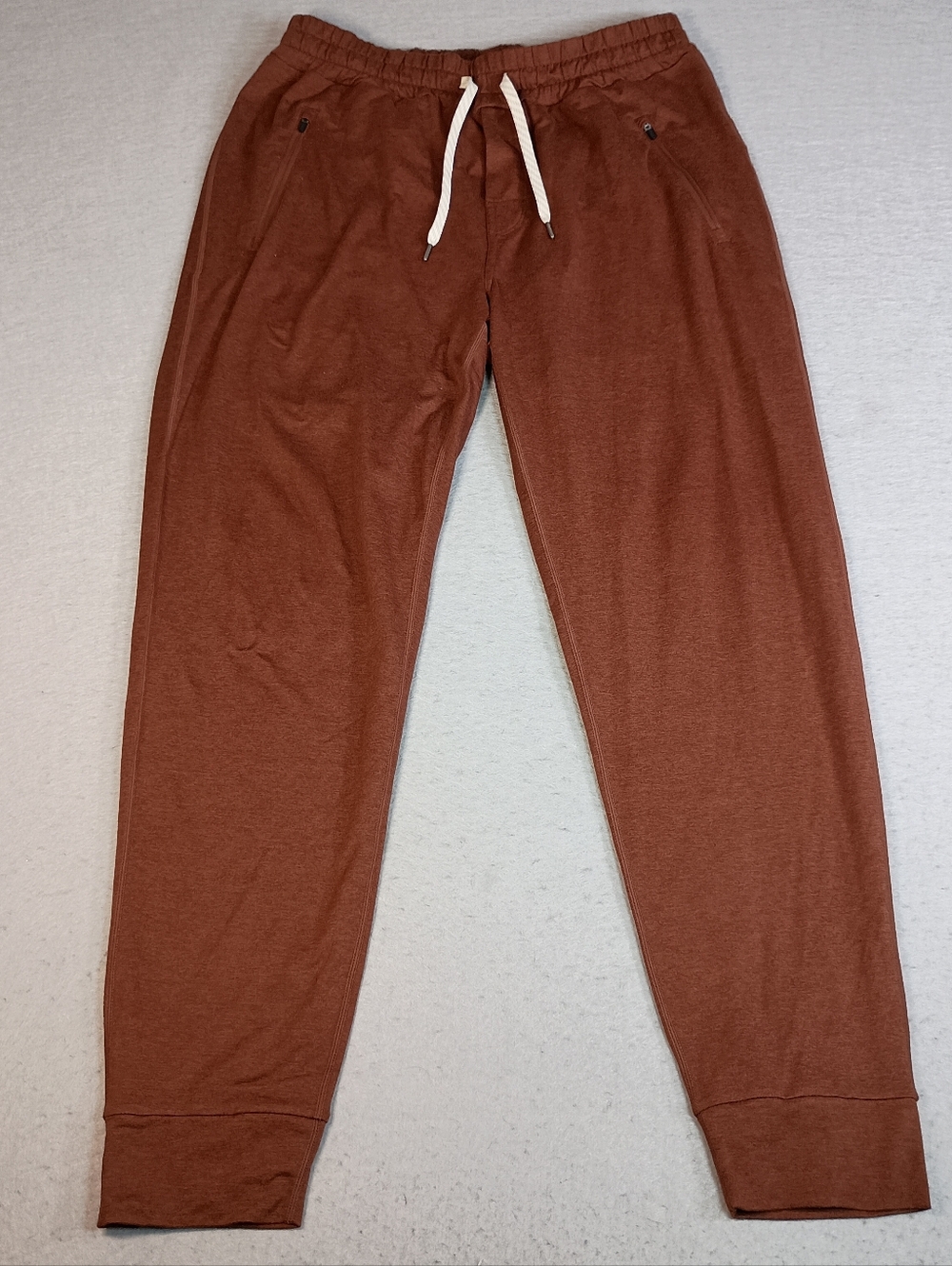 Vuori Ponto Performance Jogger V438 Brown DreamKnit Zip Pocket Stretch Men's L